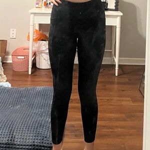 Black camo print leggings